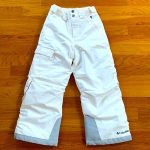 Columbia Bugaboo girls ski pants. Size S (6). Excellent condition.